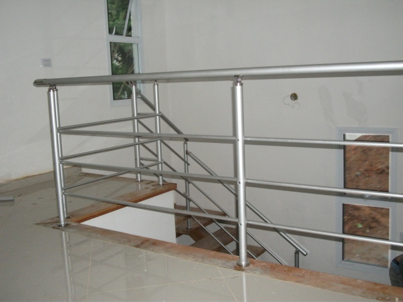 Corrimão de Alumínio Anodizado Preço na Vila Andrade - Corrimão de Alumínio para Escada Caracol