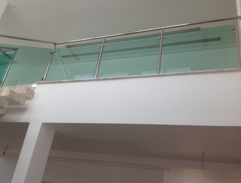 Guarda Corpo para Sacada em Aço Inox no Cambuci - Guarda Corpo de Inox para Piscina